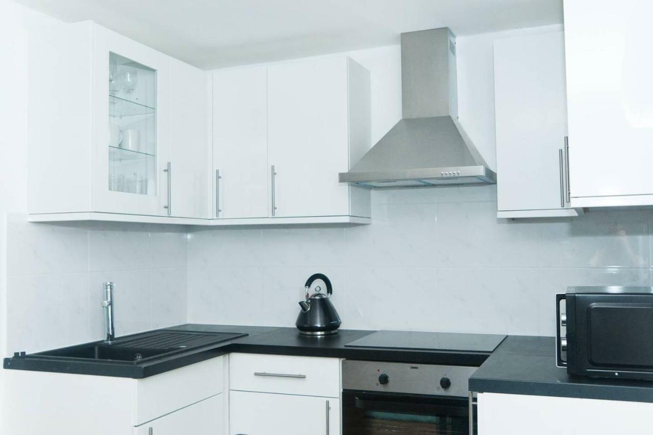 Modern Apartment In Trendy Dalston 伦敦 外观 照片