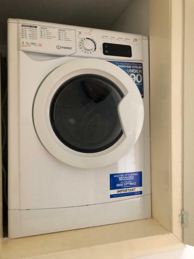 Modern Apartment In Trendy Dalston 伦敦 外观 照片
