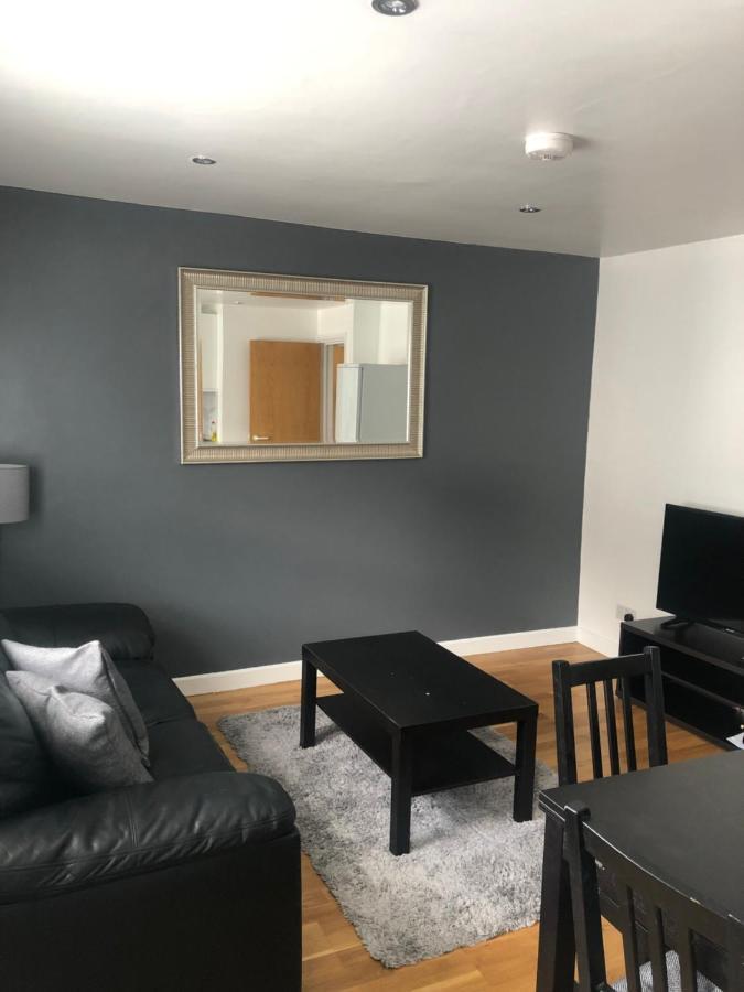 Modern Apartment In Trendy Dalston 伦敦 外观 照片